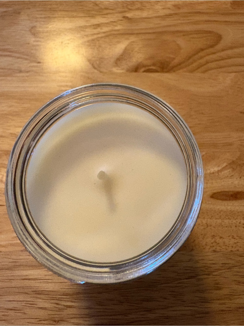 Bath & Body Works White Barn Under the Magnolia Tree Candle 7 oz single wick New - Picture 2 of 3